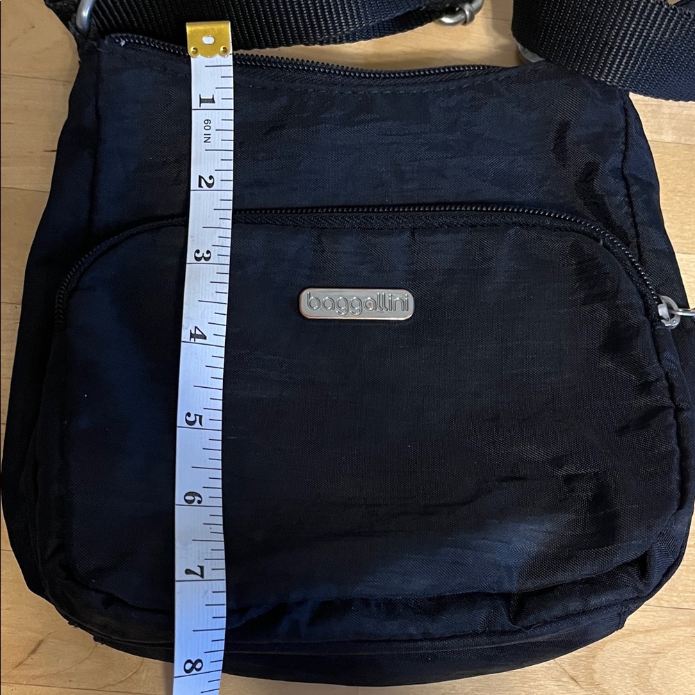 Baggallini Crossbody with Adjustable Strap - Picture 8 of 8